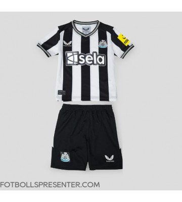Newcastle United Hemmatröja Barn 2023-24 Kortärmad (+ korta byxor)